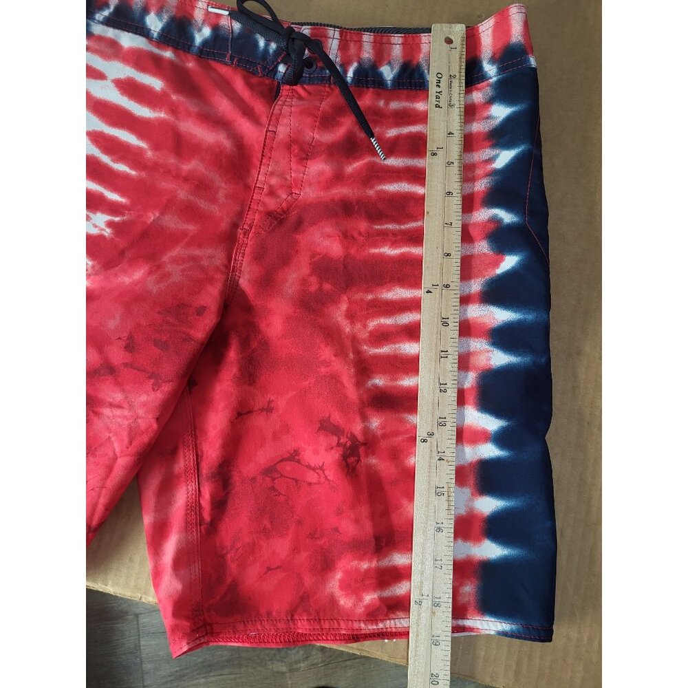 Volcom Mens SZ 33 Mod-Tech Quatro De Julio Red White Blue Tie Dye Swim Trunks - Picture 6 of 8